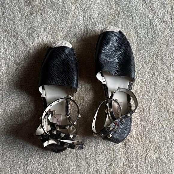 Valentino Black and Cream Espadrilles - Picture 1 of 4